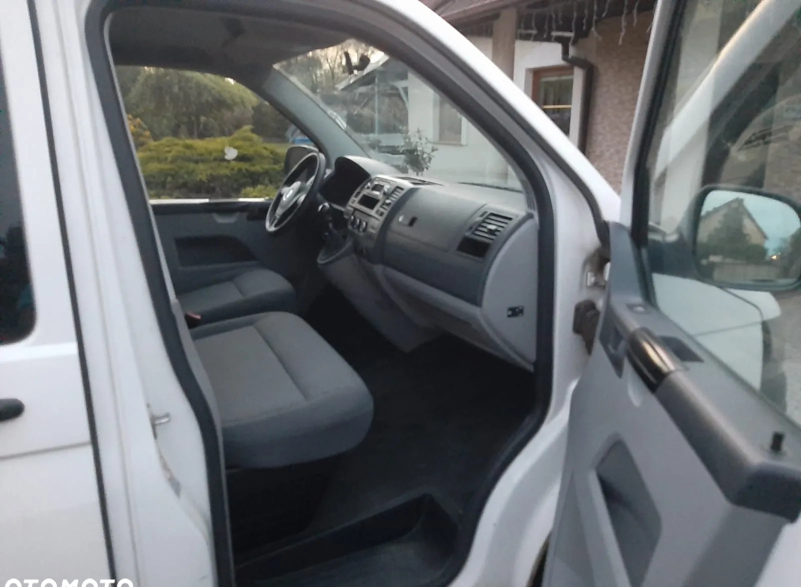 Volkswagen Transporter cena 32900 przebieg: 449000, rok produkcji 2012 z Bolesławiec małe 56